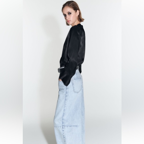 Zara ZW MID-RISE WIDE LEG BALLOON JEANS. Light Blue. Size US 2. new with Tags. - Picture 7 of 10